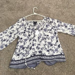 NEW WITH TAGS open shoulder patterned top